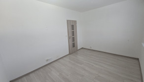 3-izbový byt s veľkou presklenou lodžiou – Svidník - fotografia 8
