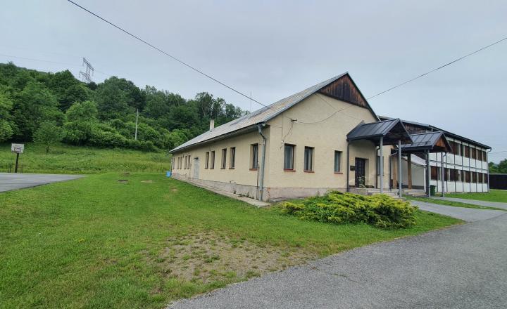 Turistická ubytovňa Čertež  v obci Medvedie - fotografia 2