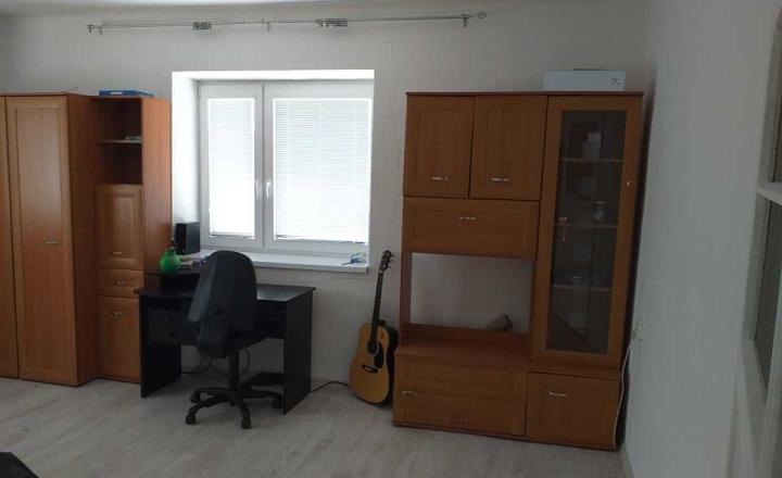 5 izbový  veľký rodinný dom v obci Tuhrina - fotografia 5